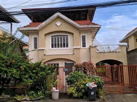 51 houses for rent in Talisay .